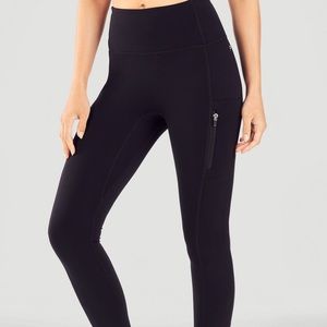 Fabletics trinity leggings